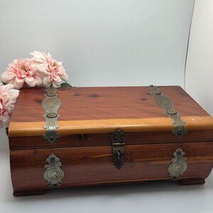 Vintage Peterson Brothers Cedar Wooden Chest Wooden Coffer